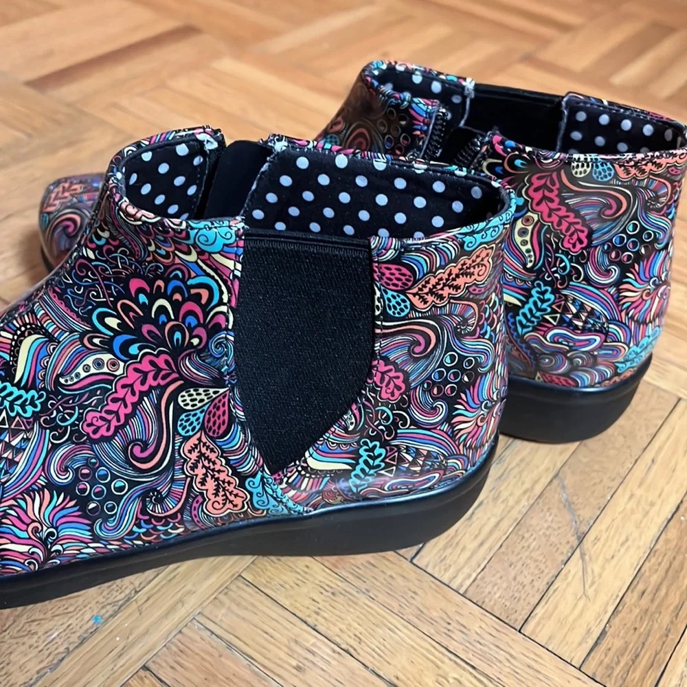 Algeria Clogs - Picture 5 of 6